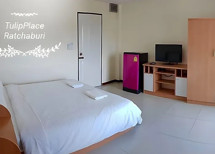 Tulip Place โรงแรม