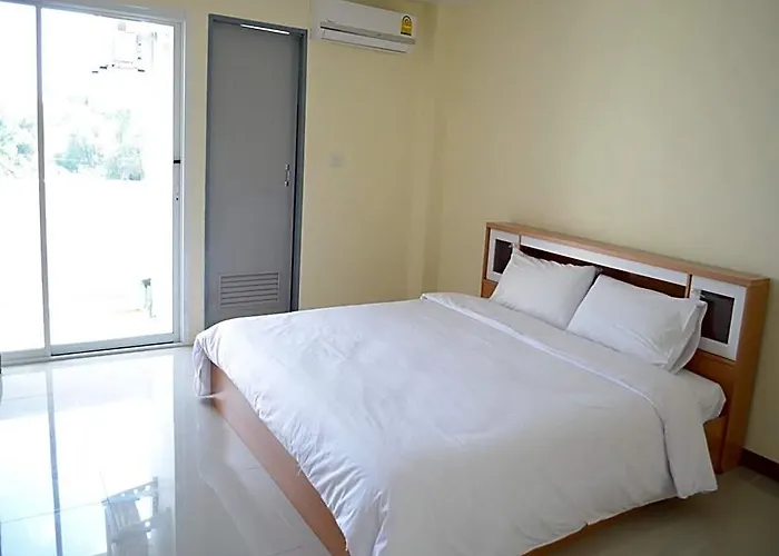 Tulip Place โรงแรม 3*