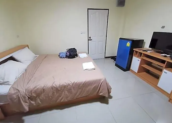 โรงแรม Tulip Place 3*