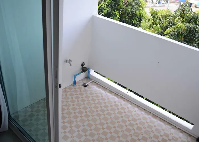 โรงแรม Tulip Place 3*