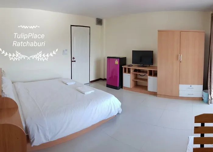 Tulip Place โรงแรม